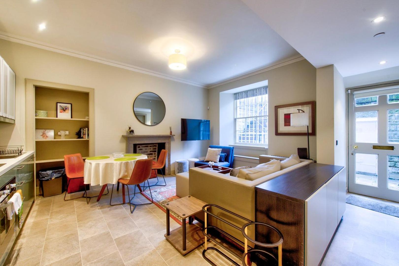爱丁堡Guestready - Manor Place Basement公寓 外观 照片
