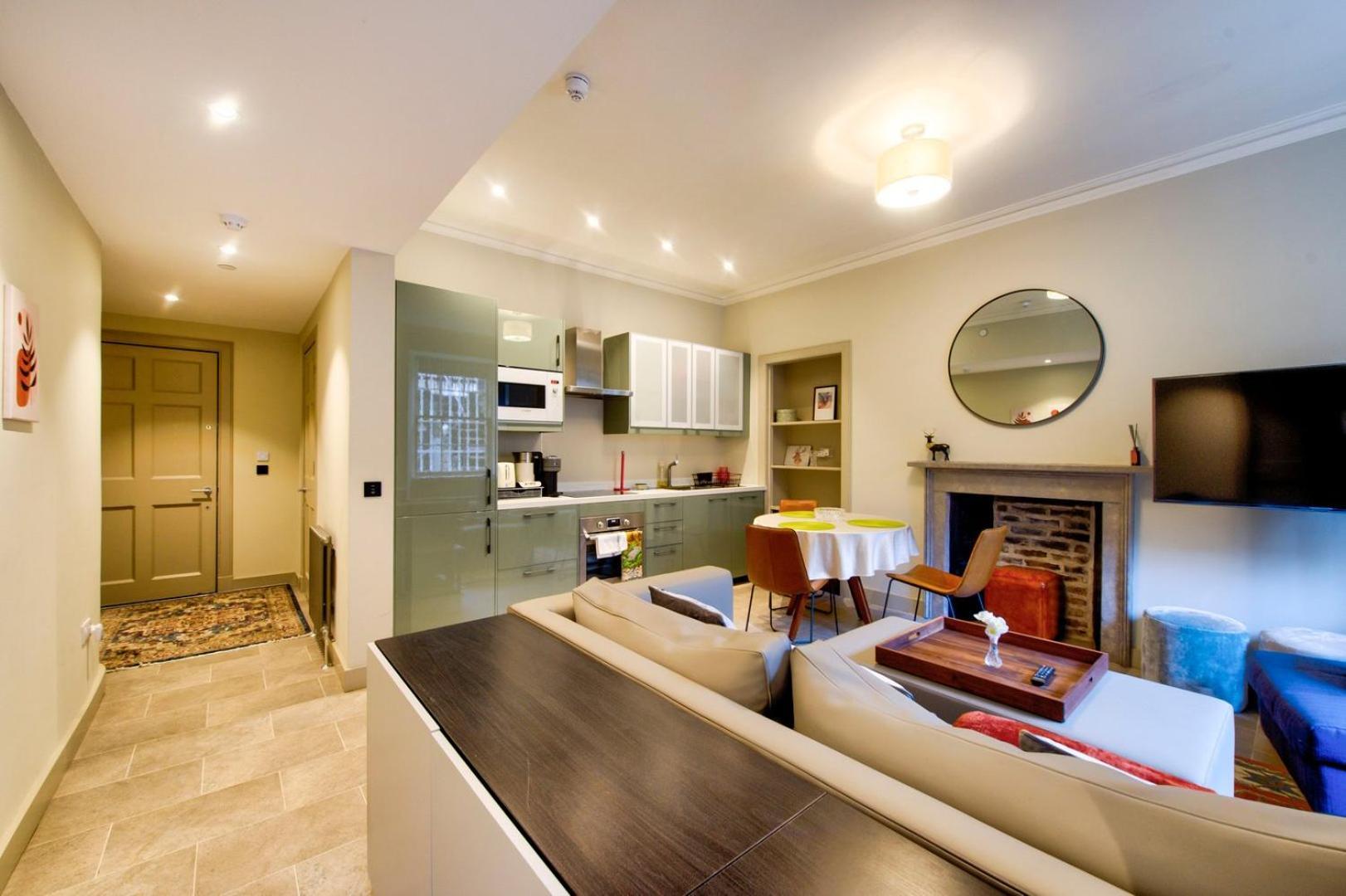 爱丁堡Guestready - Manor Place Basement公寓 外观 照片
