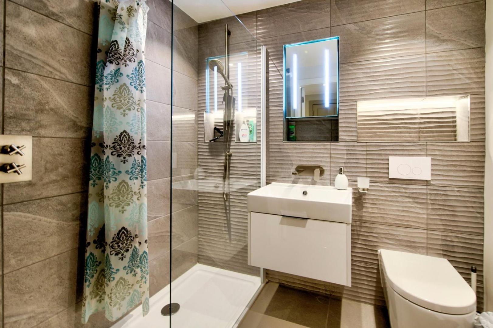 爱丁堡Guestready - Manor Place Basement公寓 外观 照片